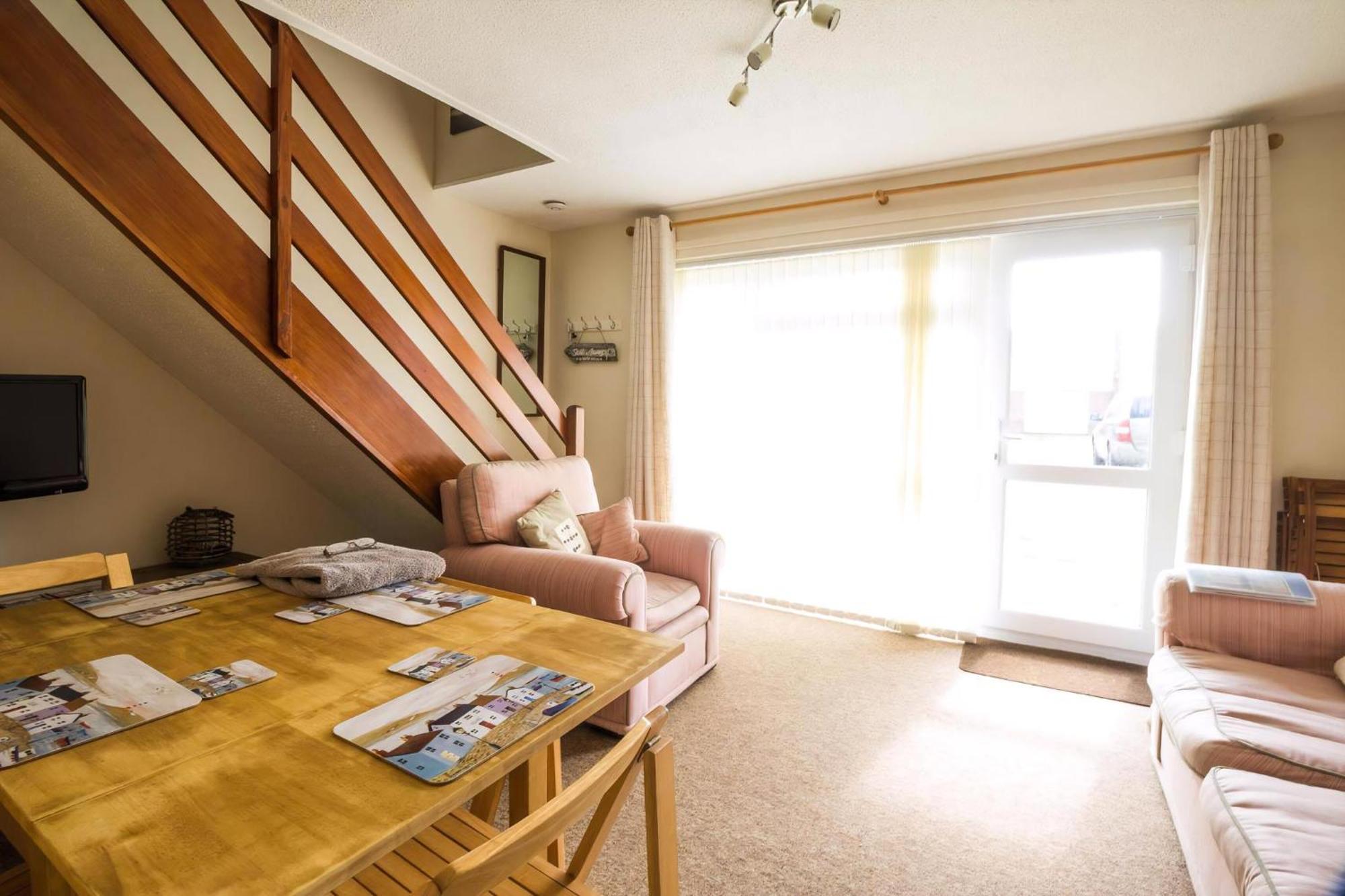 Lovely 4 Berth Chalet To Hire In Hemsby Nearby The Beach Ref 18177B Ngoại thất bức ảnh